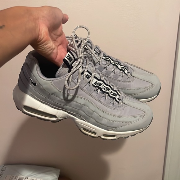 Nike AirMax 95 - Picture 3 of 3